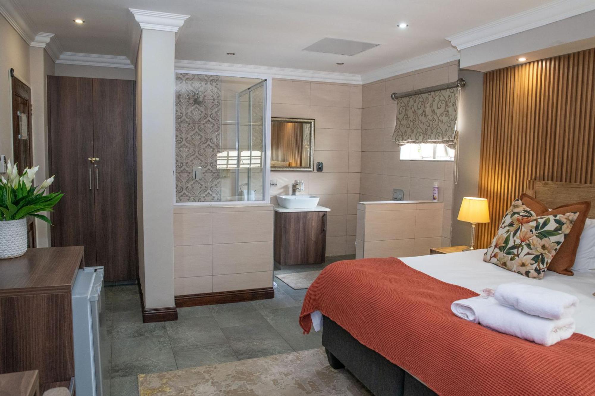 פאלאבורווה Iso'Bella Vita Guesthouse מראה חיצוני תמונה