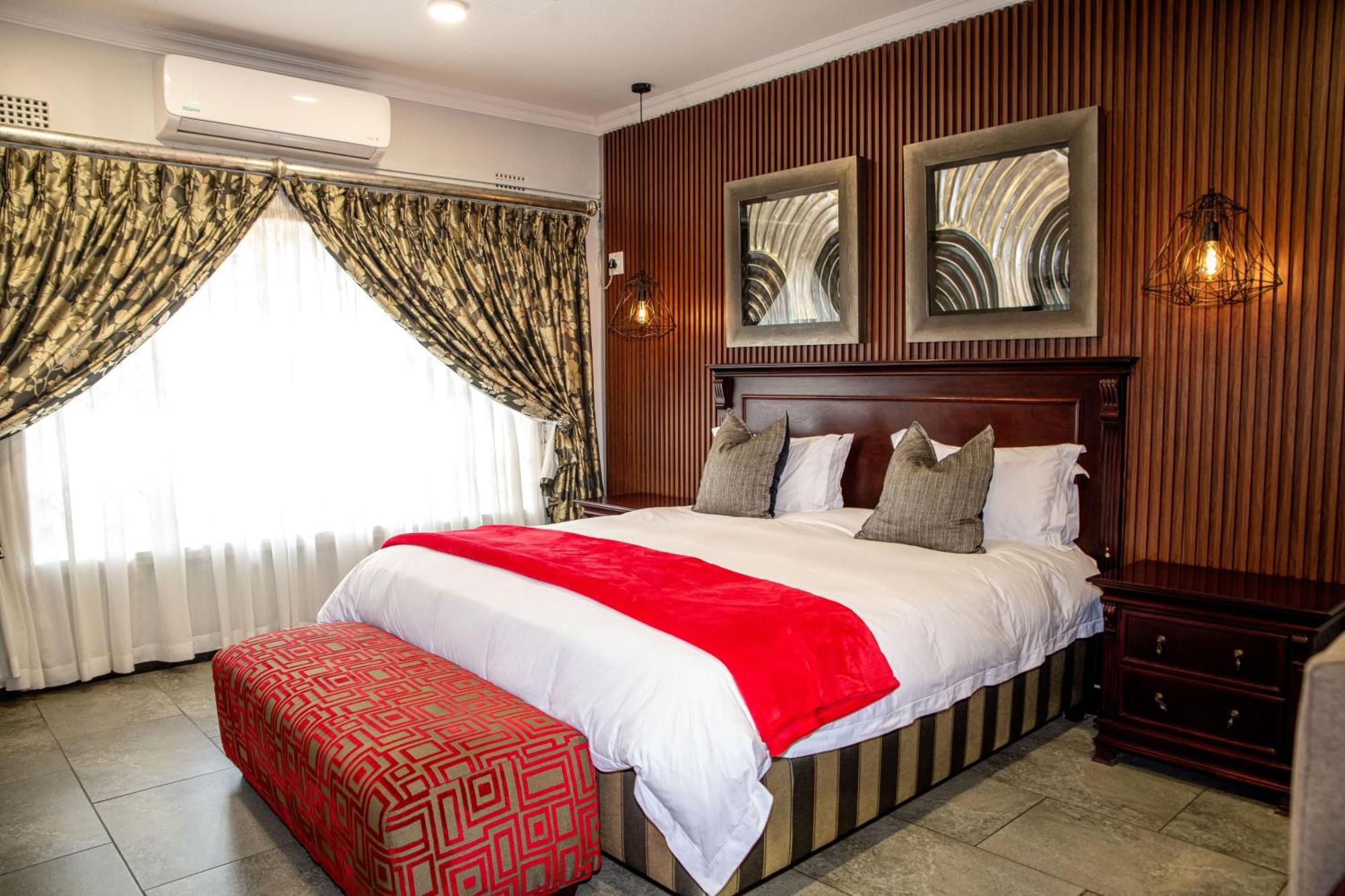 פאלאבורווה Iso'Bella Vita Guesthouse מראה חיצוני תמונה