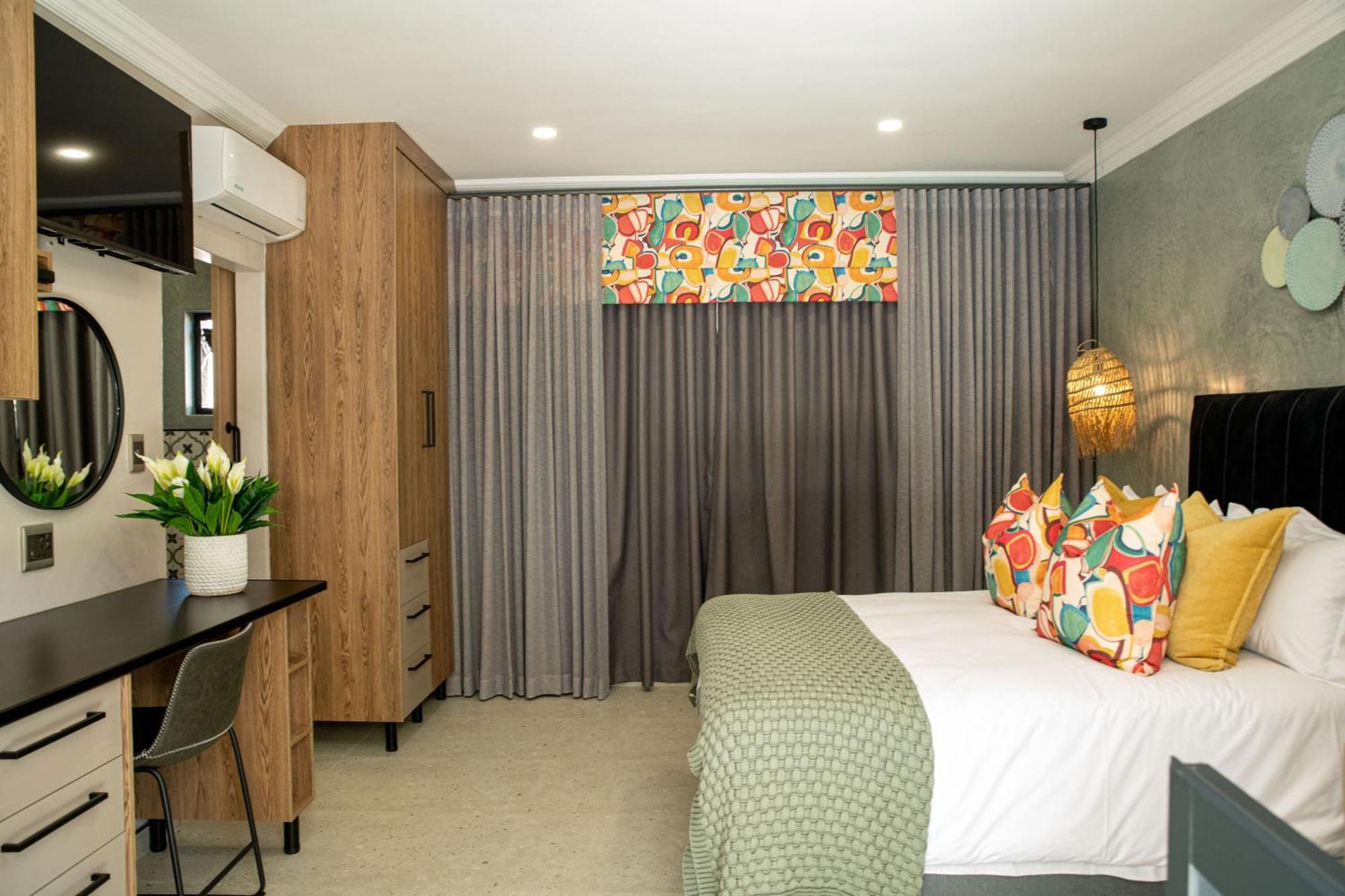 פאלאבורווה Iso'Bella Vita Guesthouse מראה חיצוני תמונה