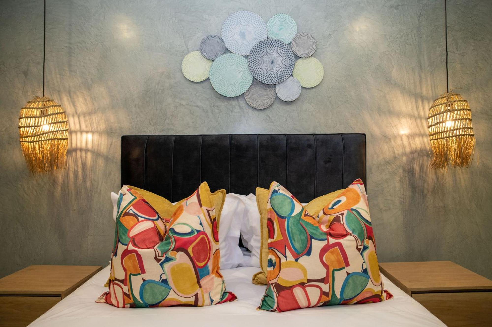 פאלאבורווה Iso'Bella Vita Guesthouse מראה חיצוני תמונה